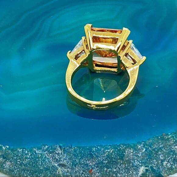 Large Emerald-cut Quartz Gold Filled Ring, 2 White Zircon Trillion Baguettes, 7 - Picture 3 of 6